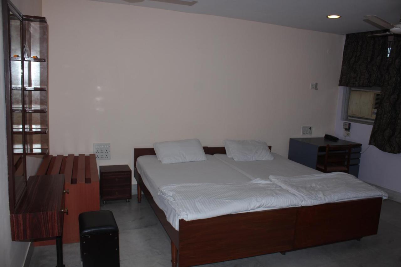 Service Apartments, Park Street, Calcutta Extérieur photo