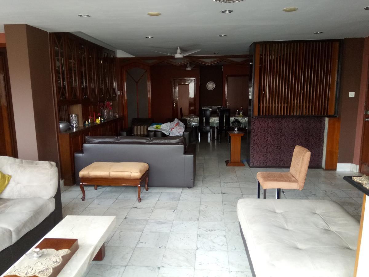 Service Apartments, Park Street, Calcutta Extérieur photo